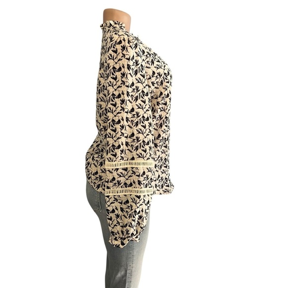 Haver + Blair London Floral Black and White Long Sleeve Top - Picture 4 of 9